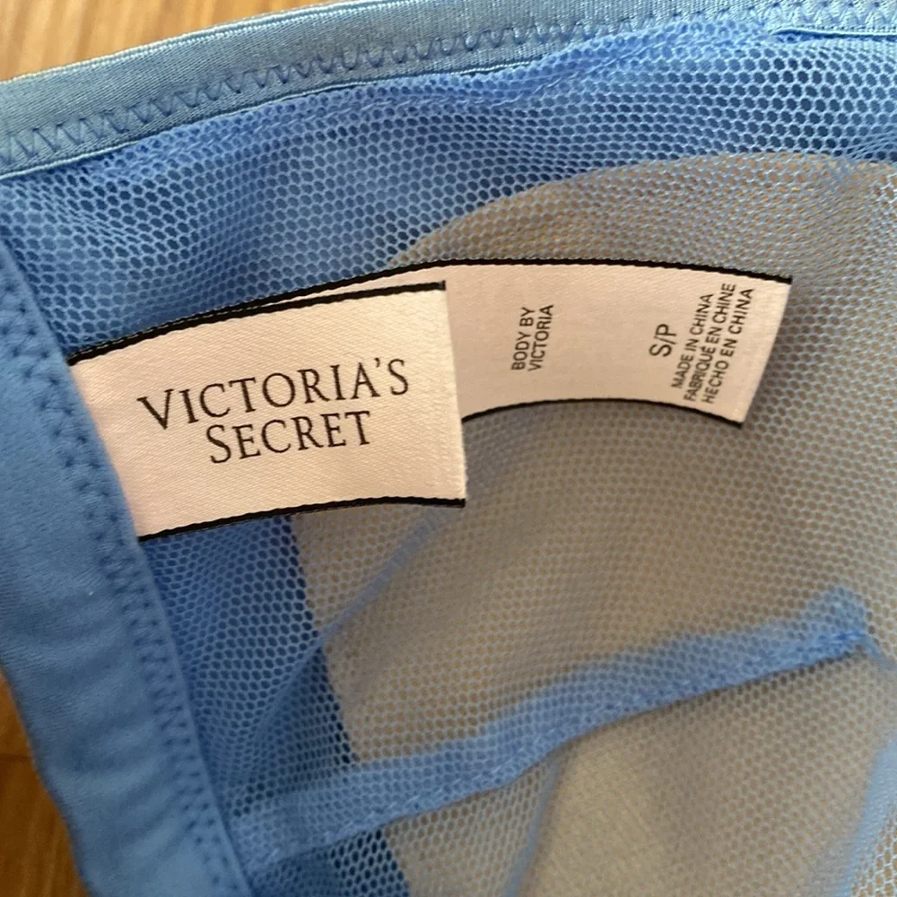 ❤️ Victoria’s Secret Blue Lace Racerback Bralette Size Small - Picture 7 of 8